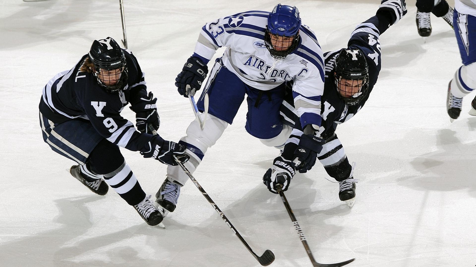 隔离区内的心理战，足球名宿斯内德揭露教练群体的隐形困境