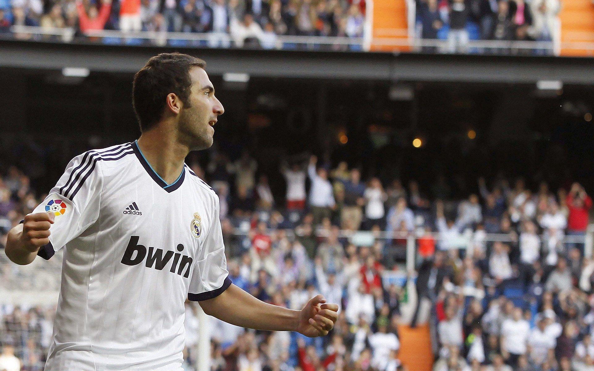 塞维利亚意外折戟主场，塞尔塔双线作战显疲态，西甲欧战席位之争再起波澜